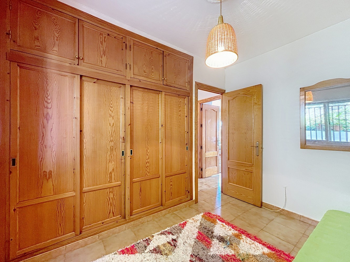  te koop in Alcaucín | 4 slaapkamers H5070583