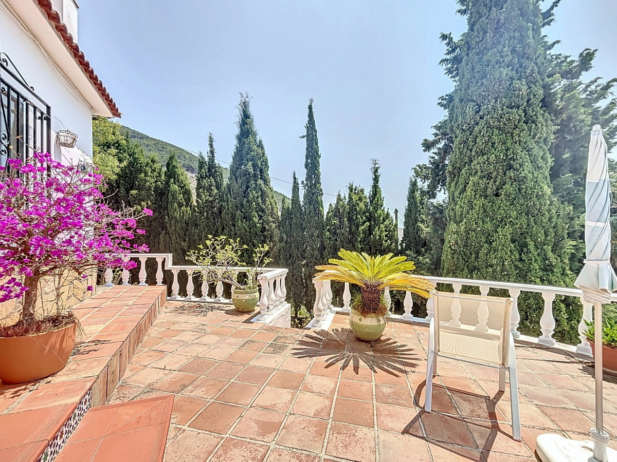  te koop in Alcaucín | 4 slaapkamers H5070583