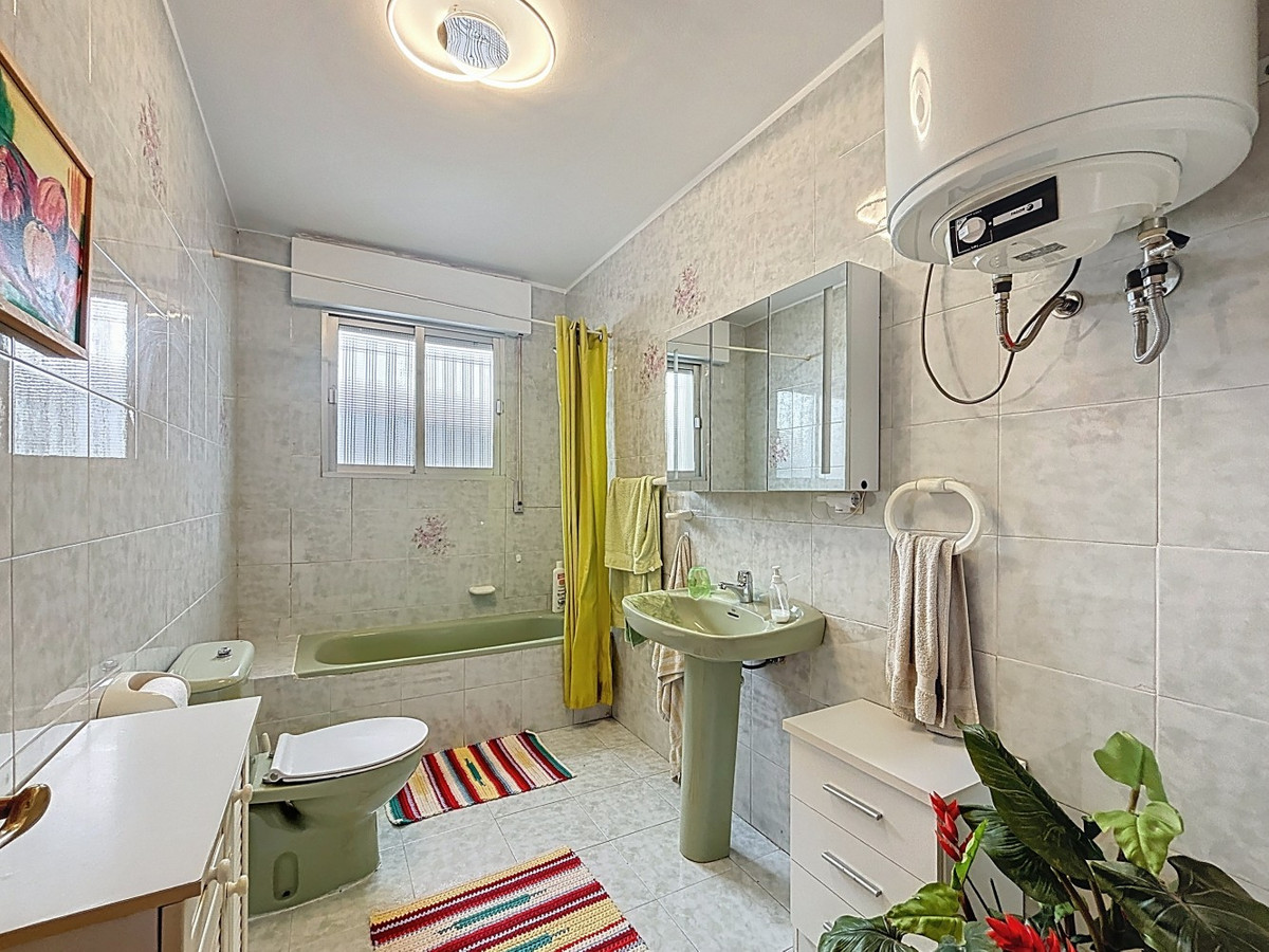  te koop in Alcaucín | 4 slaapkamers H5070583