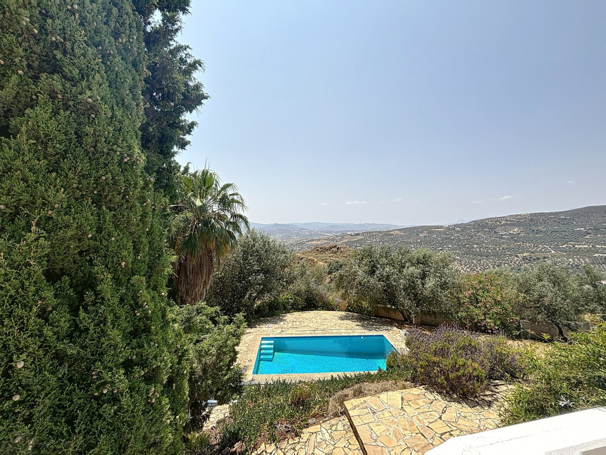  te koop in Alcaucín | 4 slaapkamers H5070583