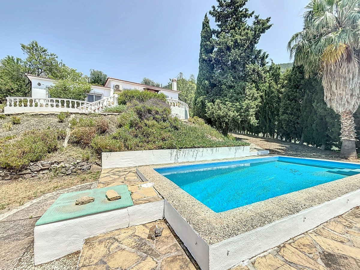  te koop in Alcaucín | 4 slaapkamers H5070583