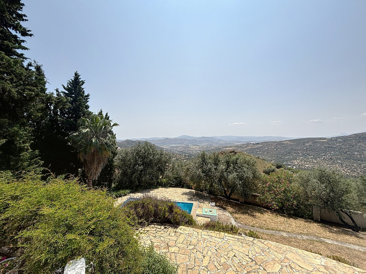  te koop in Alcaucín | 4 slaapkamers H5070583