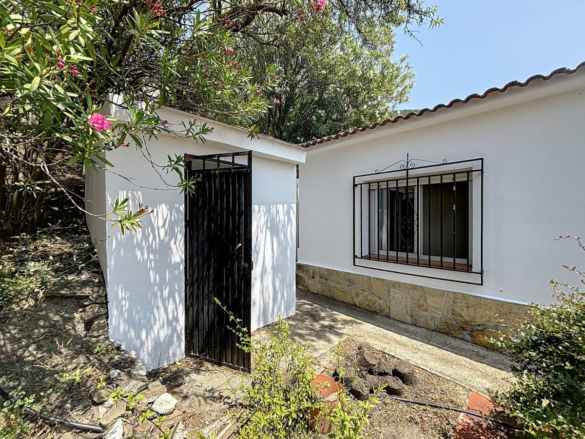  te koop in Alcaucín | 4 slaapkamers H5070583