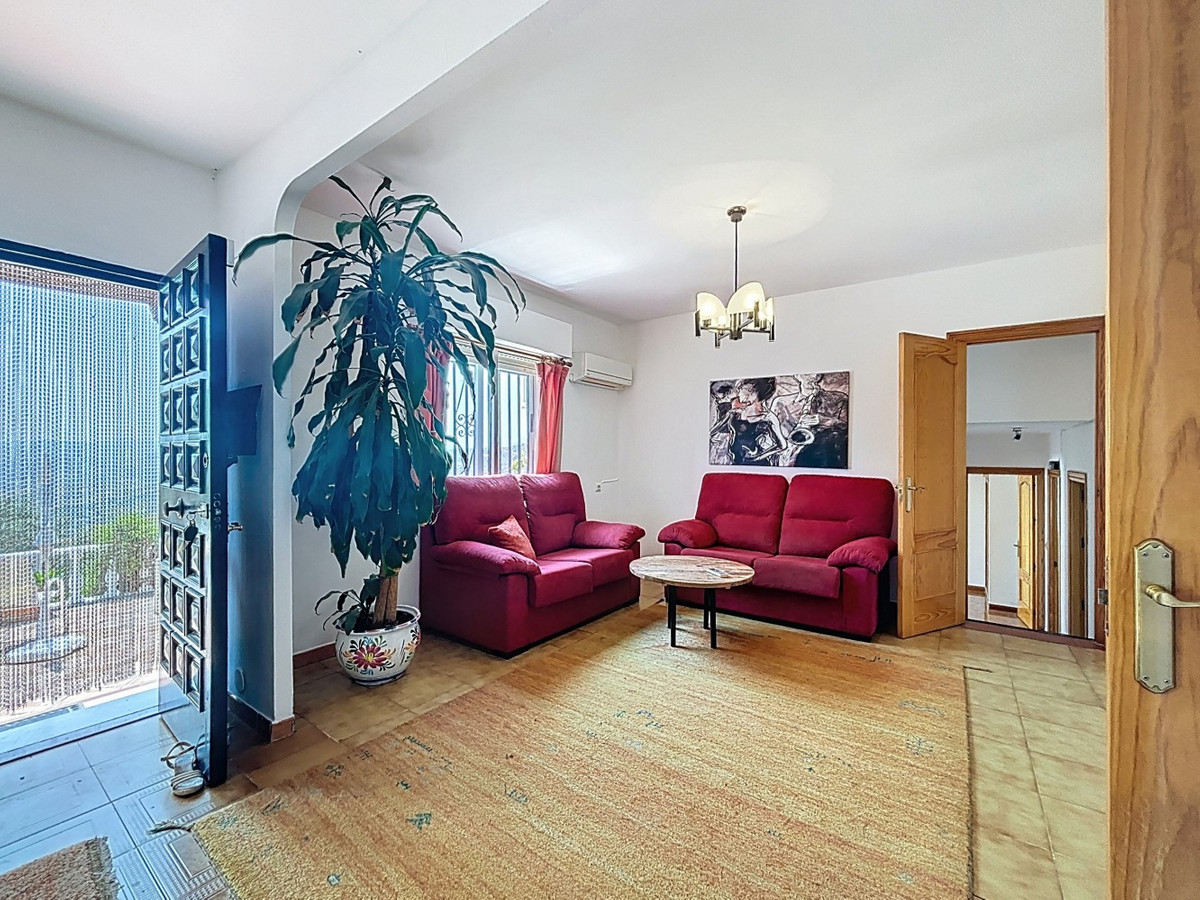  te koop in Alcaucín | 4 slaapkamers H5070583