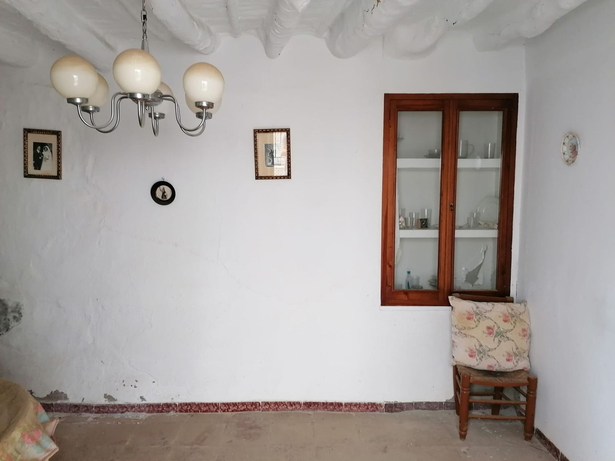 Townhouse te koop in Alcaucín | 3 slaapkamers H5076145