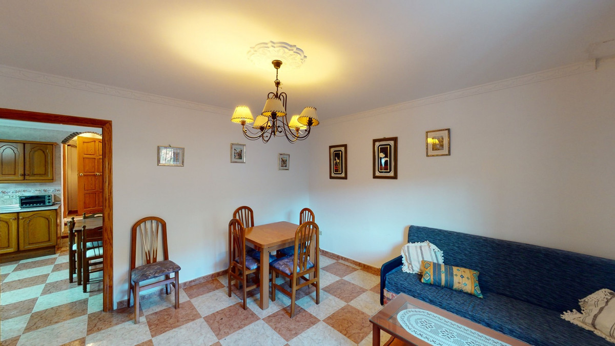 Huis te koop in Alcaucín | 10 slaapkamers H5125291