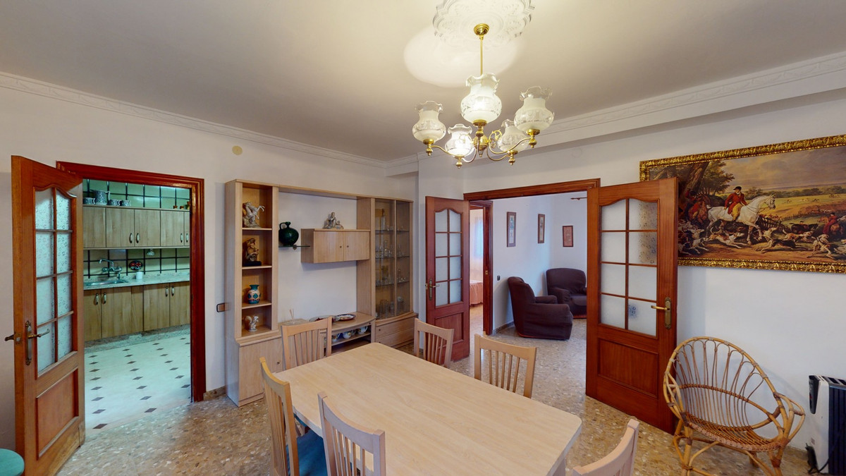 Huis te koop in Alcaucín | 10 slaapkamers H5125291