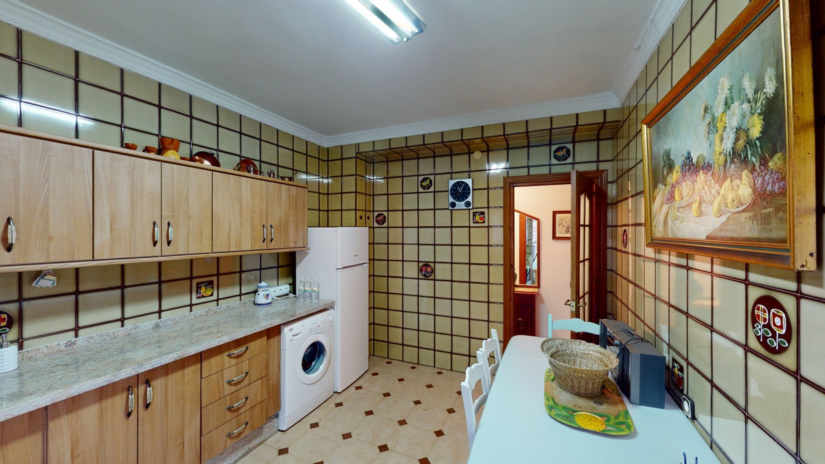 Huis te koop in Alcaucín | 10 slaapkamers H5125291
