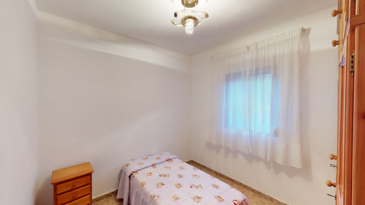 Huis te koop in Alcaucín | 10 slaapkamers H5125291