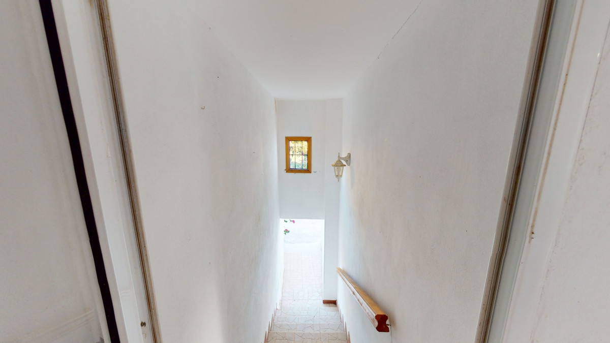 Huis te koop in Alcaucín | 10 slaapkamers H5125291