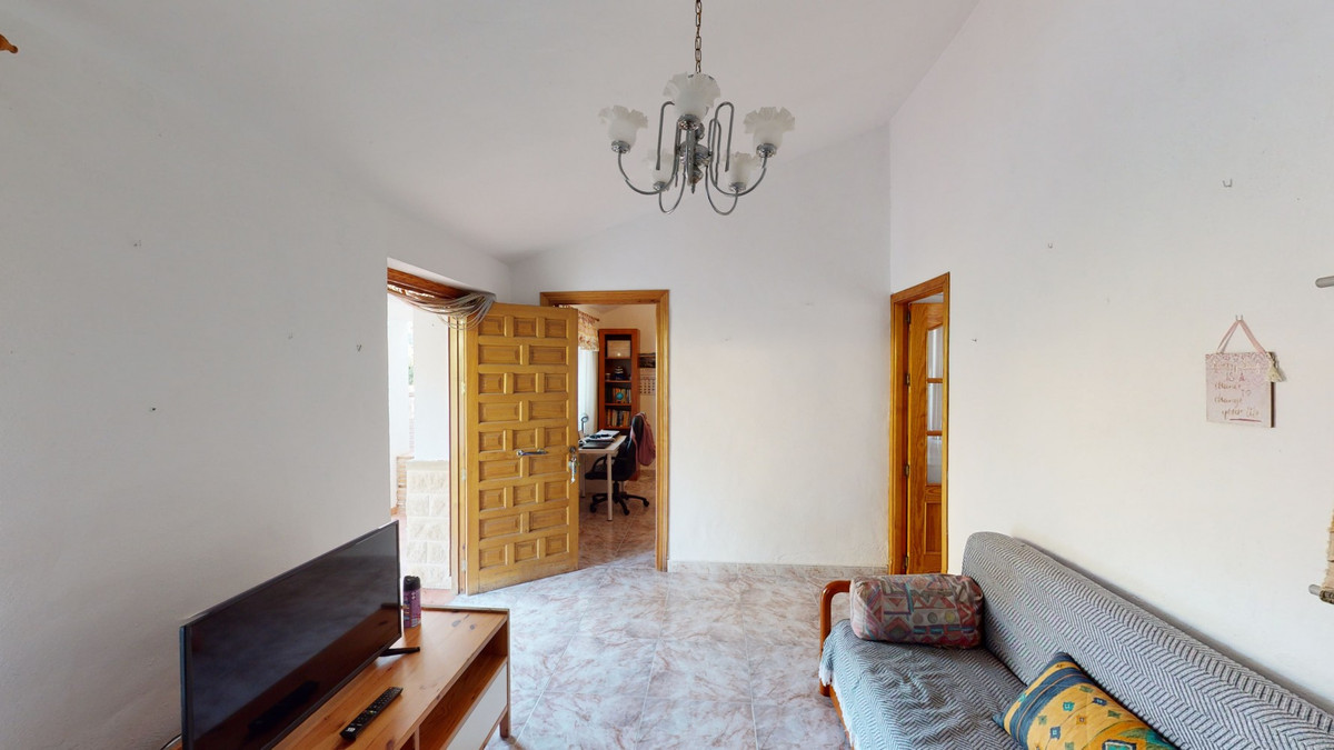 Huis te koop in Alcaucín | 10 slaapkamers H5125291