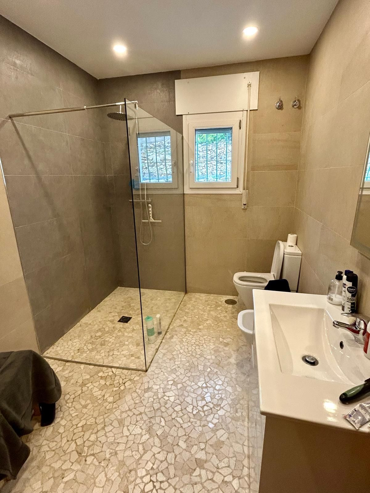 Huis te koop in Alcaucín | 3 slaapkamers H5179999