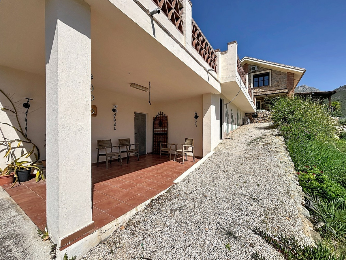 Property main view 45