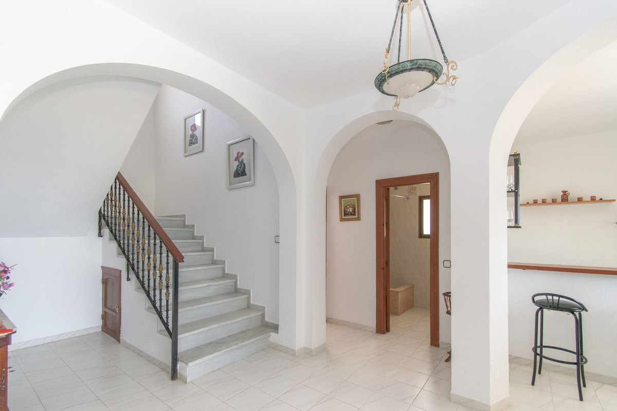 Vrijstaande Villa in Algarrobo-13
