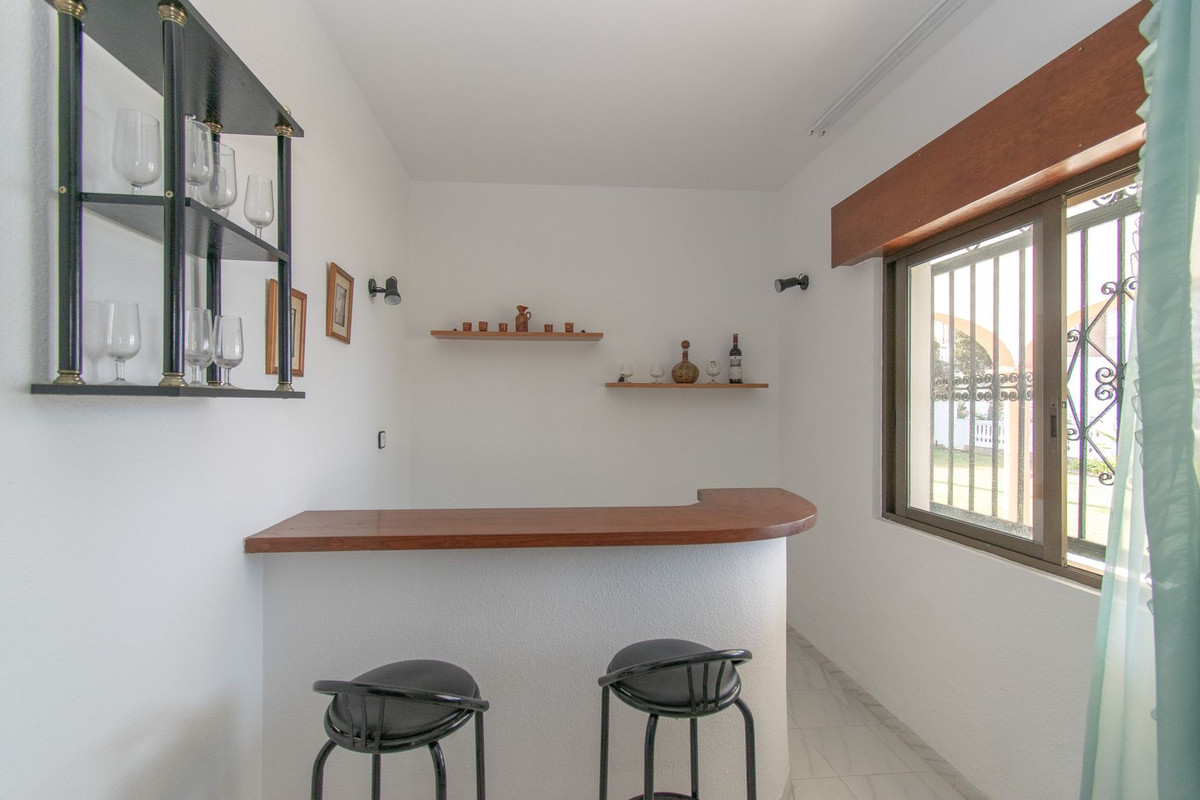 Vrijstaande Villa in Algarrobo-14