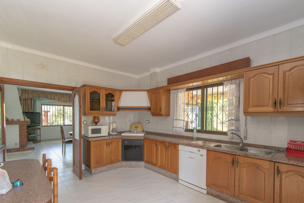 Vrijstaande Villa in Algarrobo-15