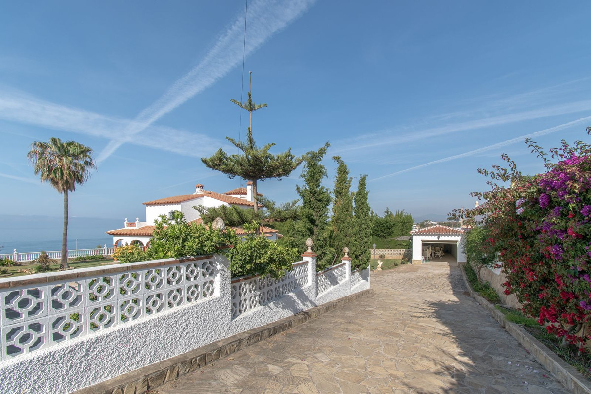 Vrijstaande Villa in Algarrobo-4