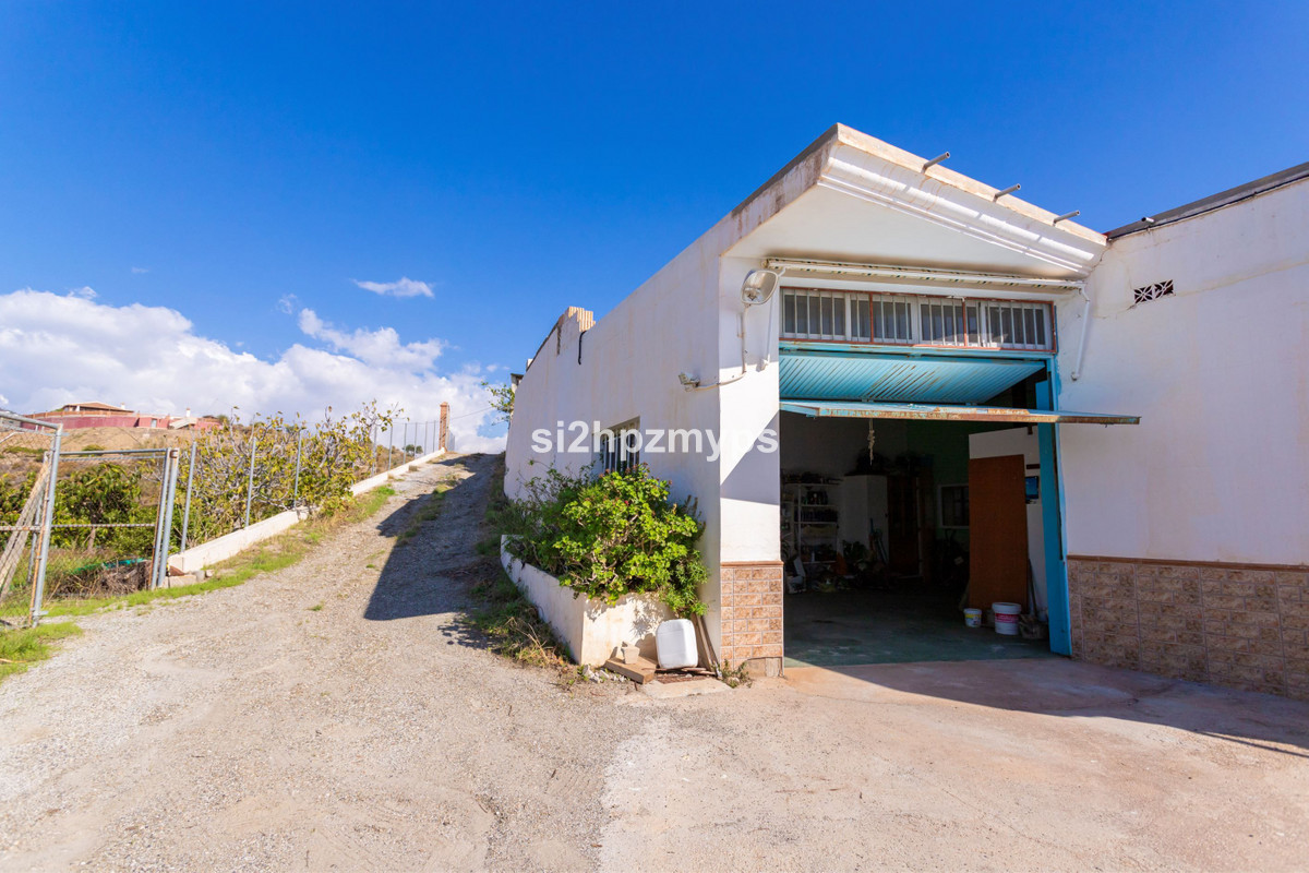 Vrijstaande Villa in Algarrobo-35