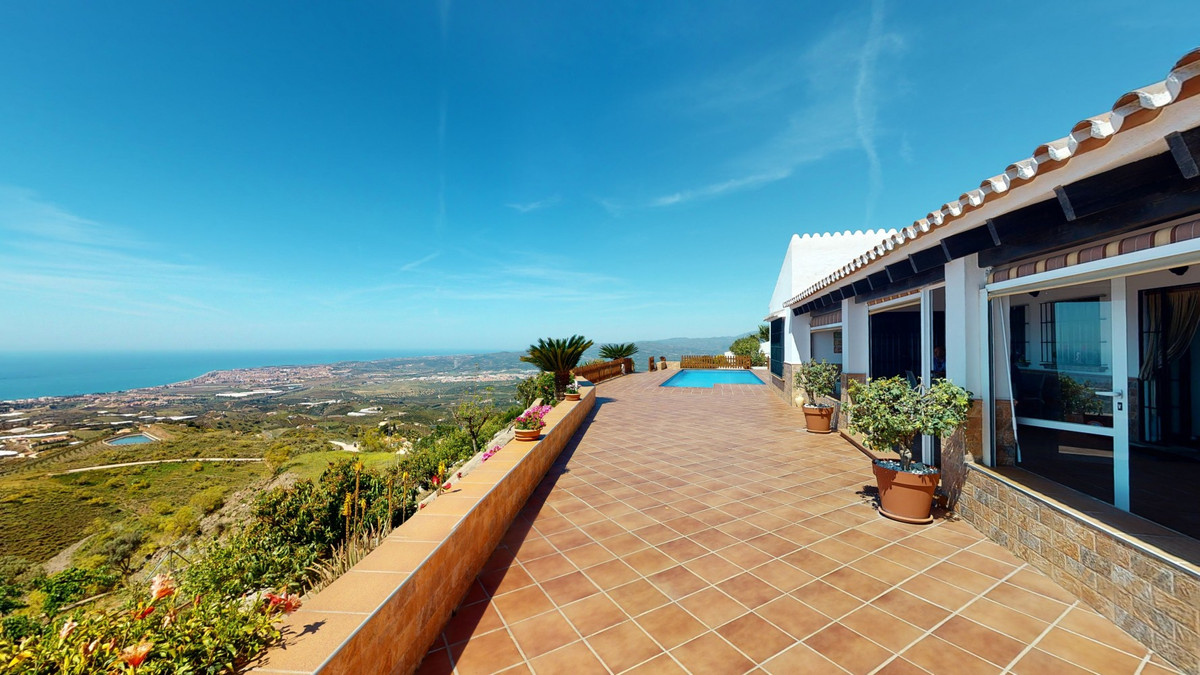 Vrijstaande Villa in Algarrobo-4