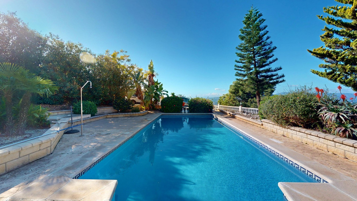 Vrijstaande Villa in Algarrobo-2