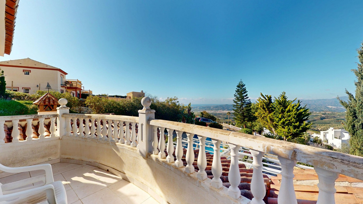 Vrijstaande Villa in Algarrobo-27