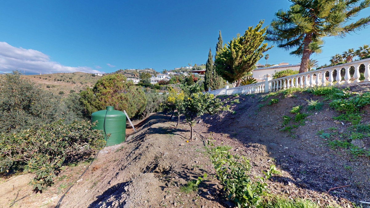 Vrijstaande Villa in Algarrobo-46