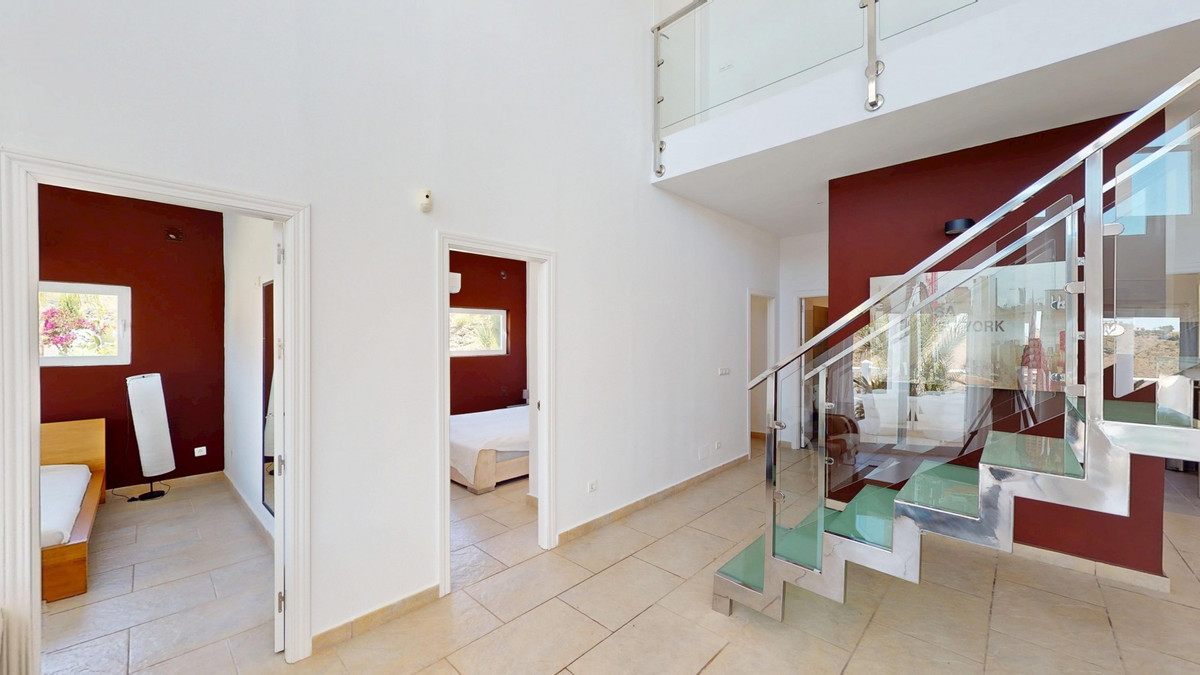 Detached Villa te koop in Algarrobo | 7 slaapkamers H5064166