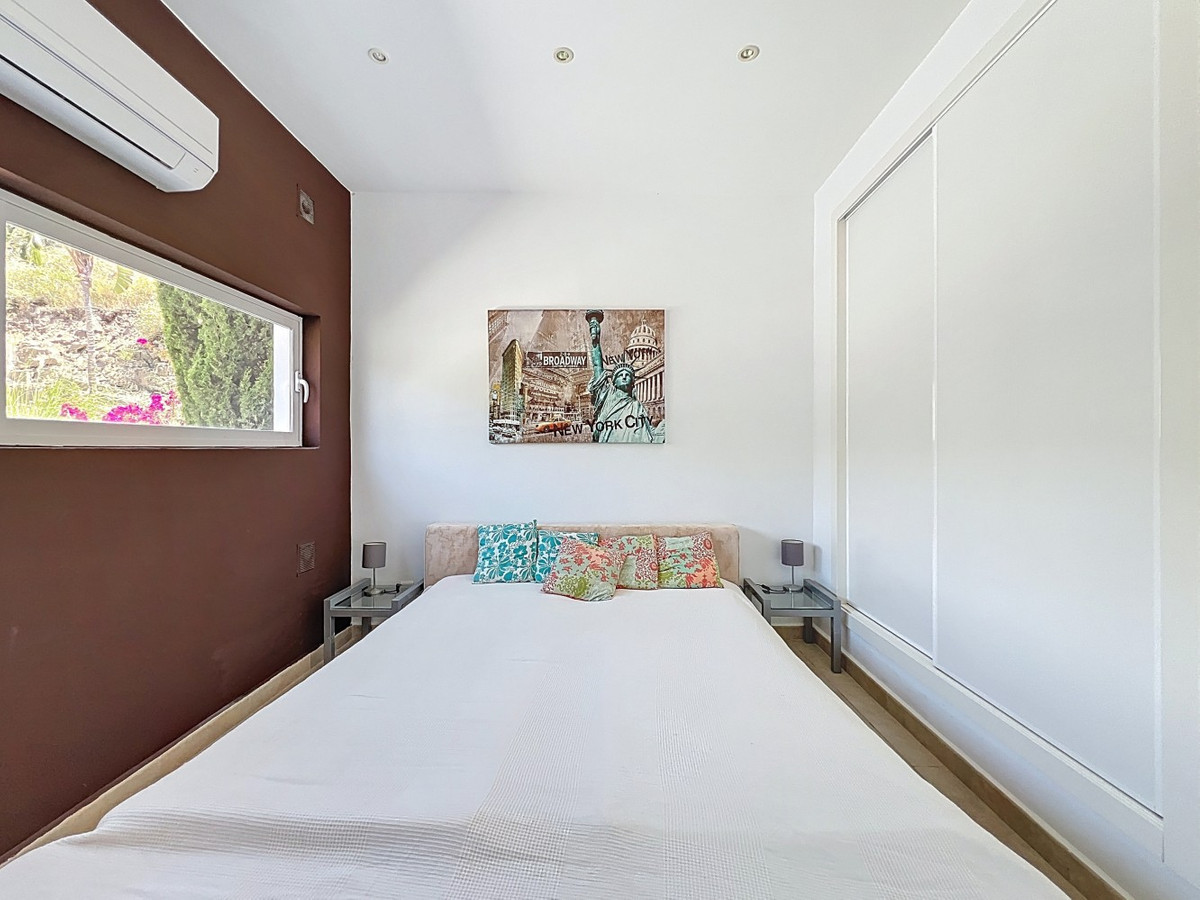 Detached Villa te koop in Algarrobo | 7 slaapkamers H5064166
