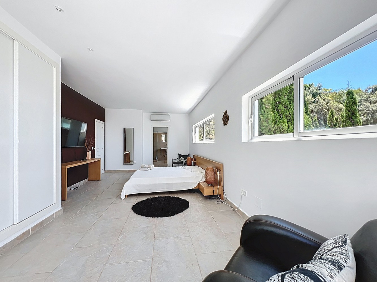 Detached Villa te koop in Algarrobo | 7 slaapkamers H5064166