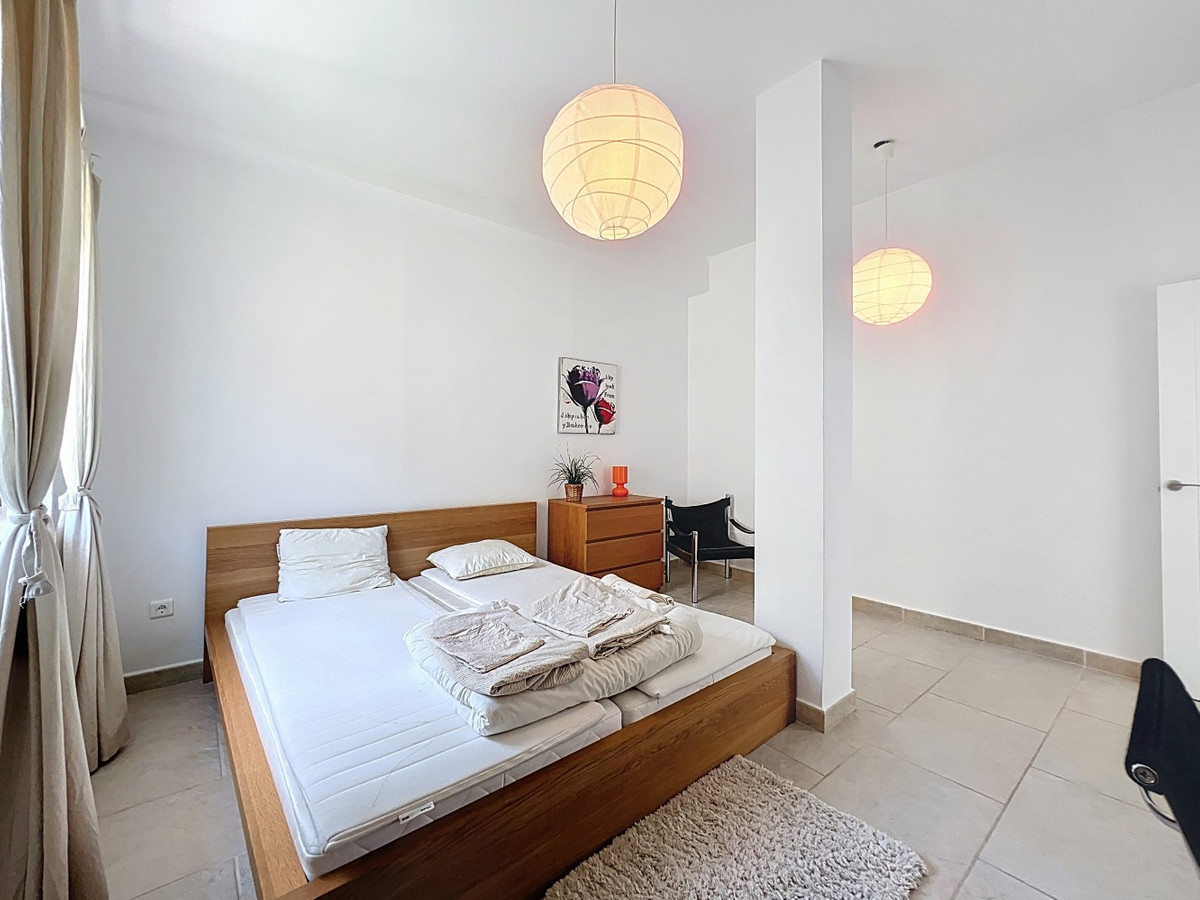 Detached Villa te koop in Algarrobo | 7 slaapkamers H5064166