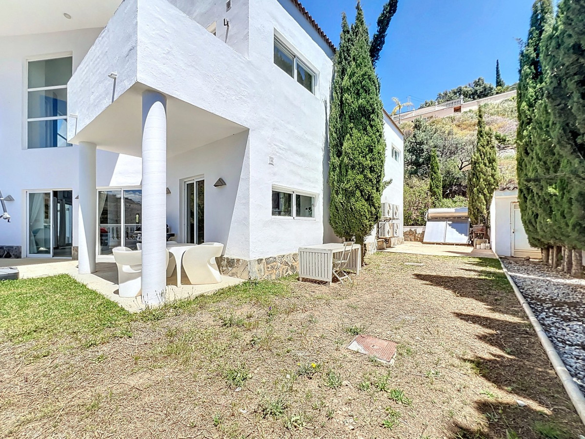 Detached Villa te koop in Algarrobo | 7 slaapkamers H5064166
