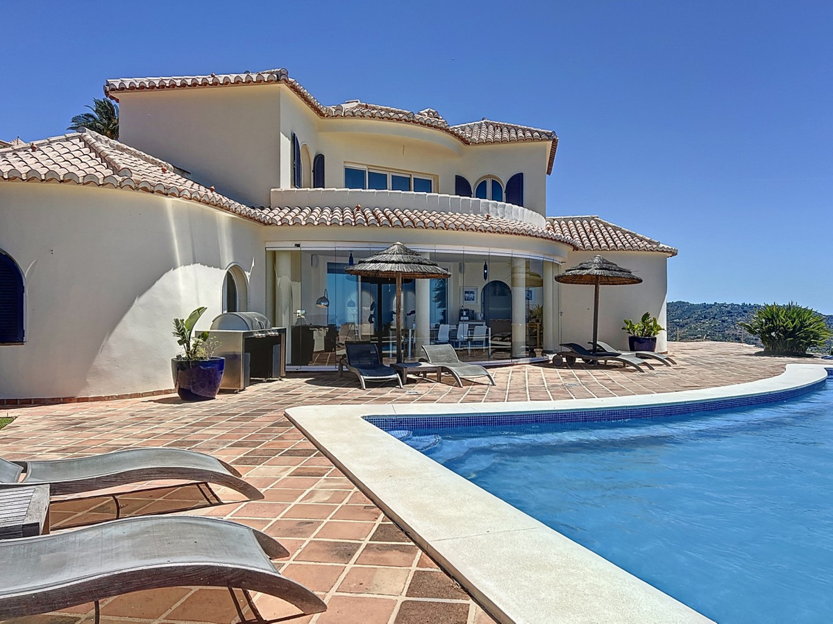 Detached Villa te koop in Algarrobo | 6 slaapkamers H5064178
