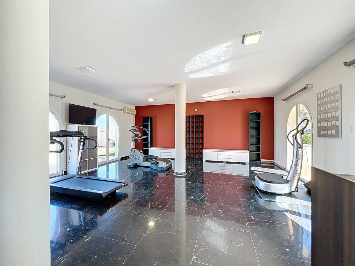 Detached Villa te koop in Algarrobo | 6 slaapkamers H5064178