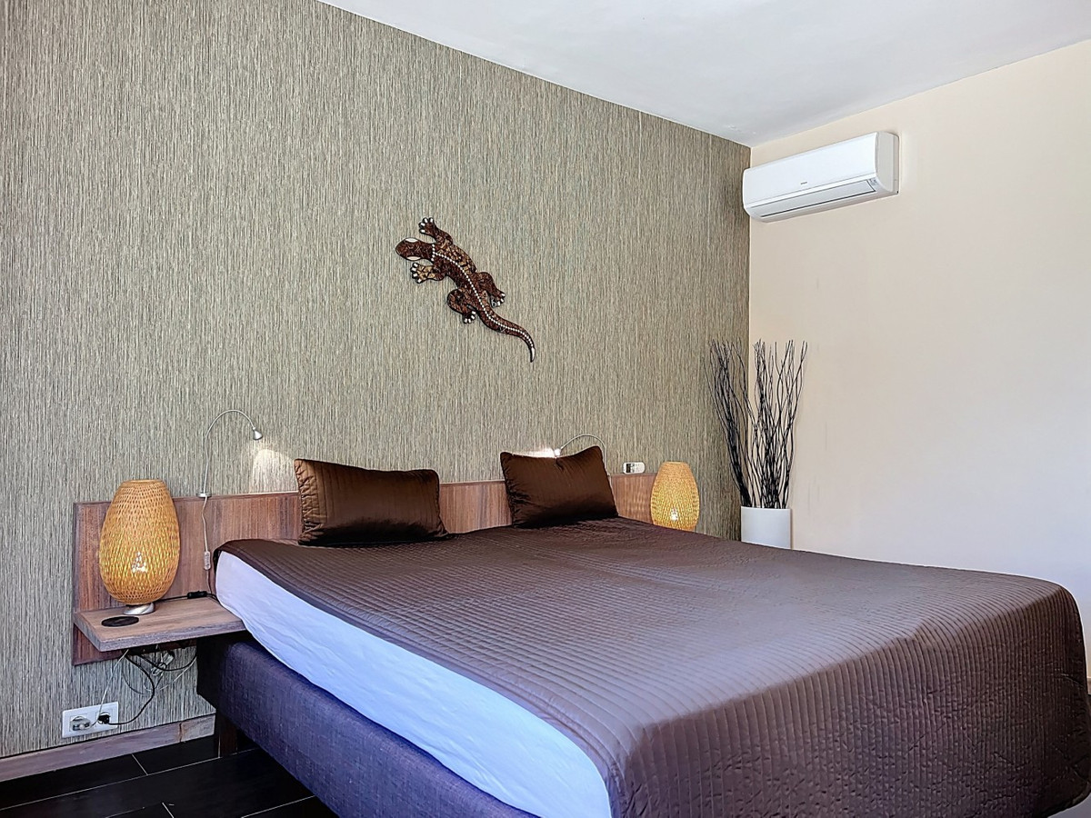 Detached Villa te koop in Algarrobo | 6 slaapkamers H5064178
