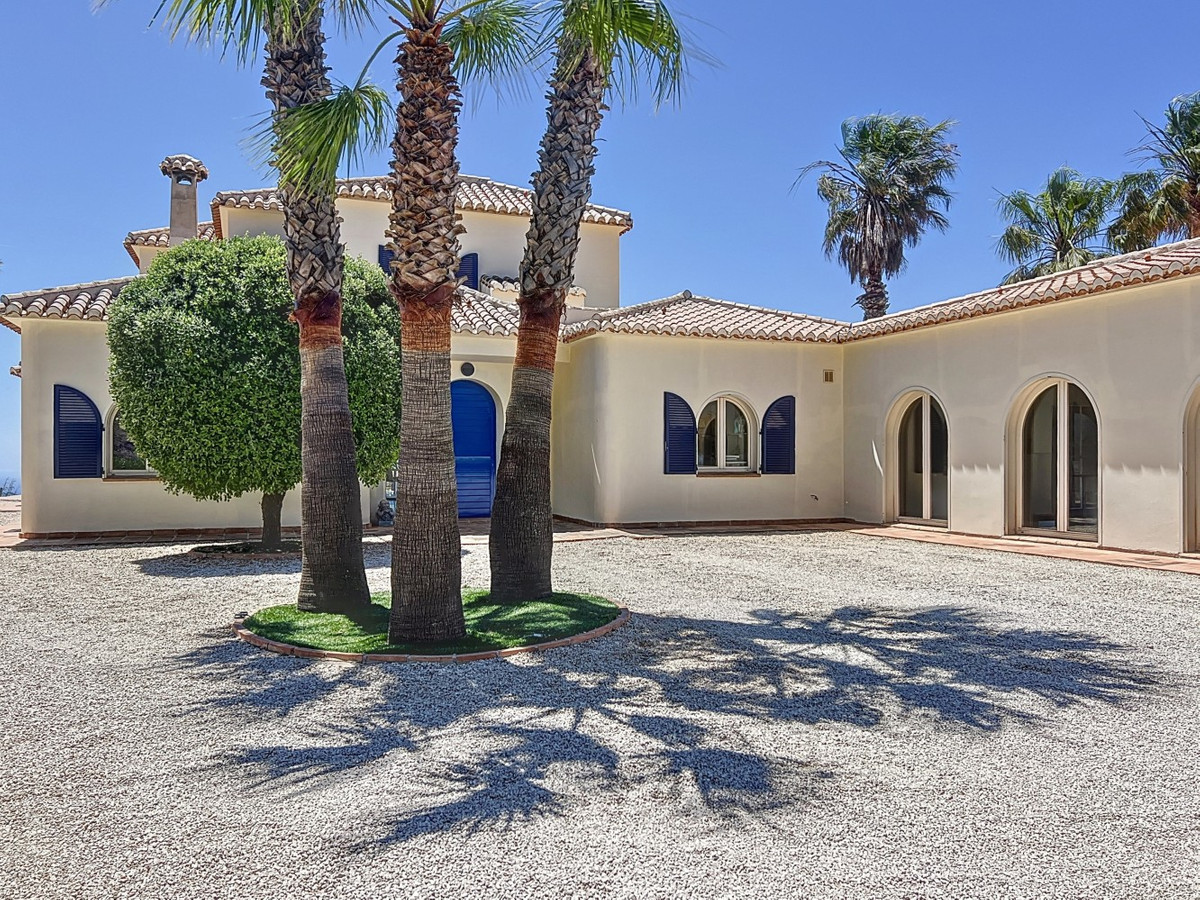 Detached Villa te koop in Algarrobo | 6 slaapkamers H5064178