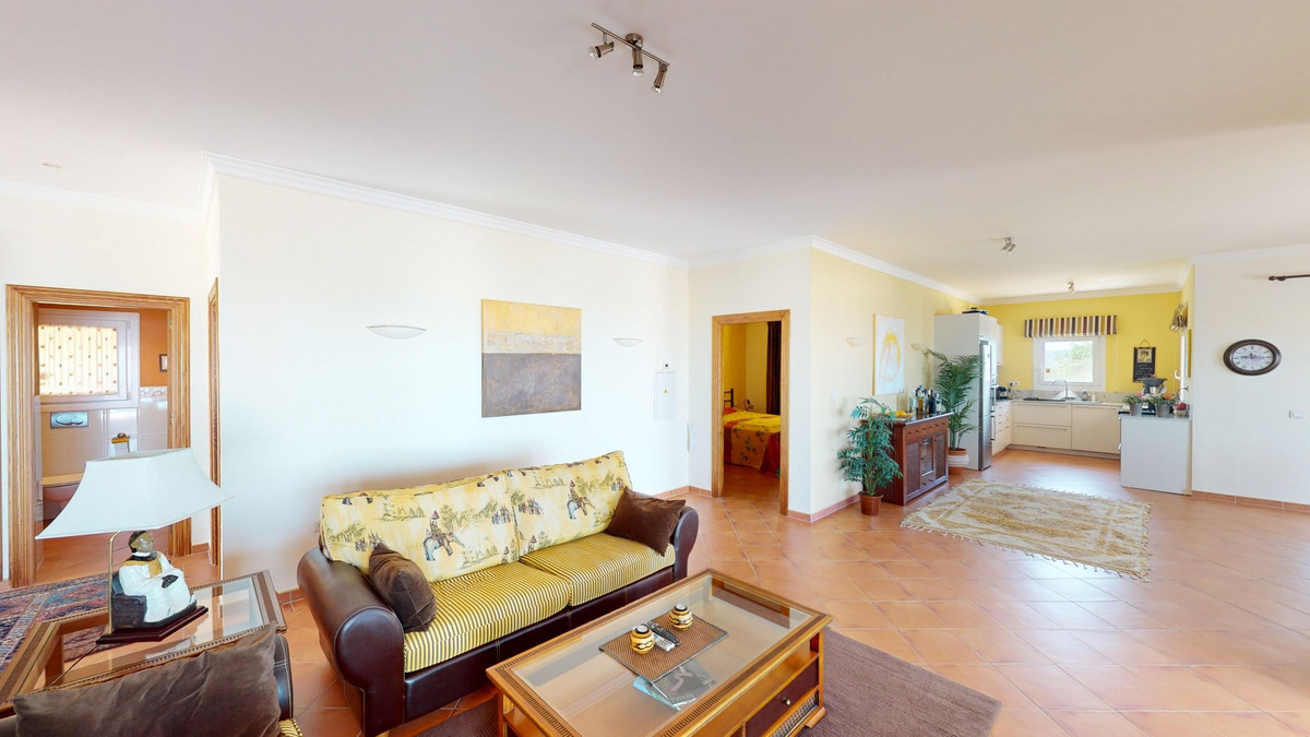 Huis te koop in Algarrobo | 3 slaapkamers H5123266