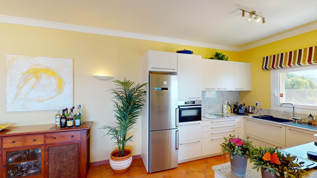 Huis te koop in Algarrobo | 3 slaapkamers H5123266