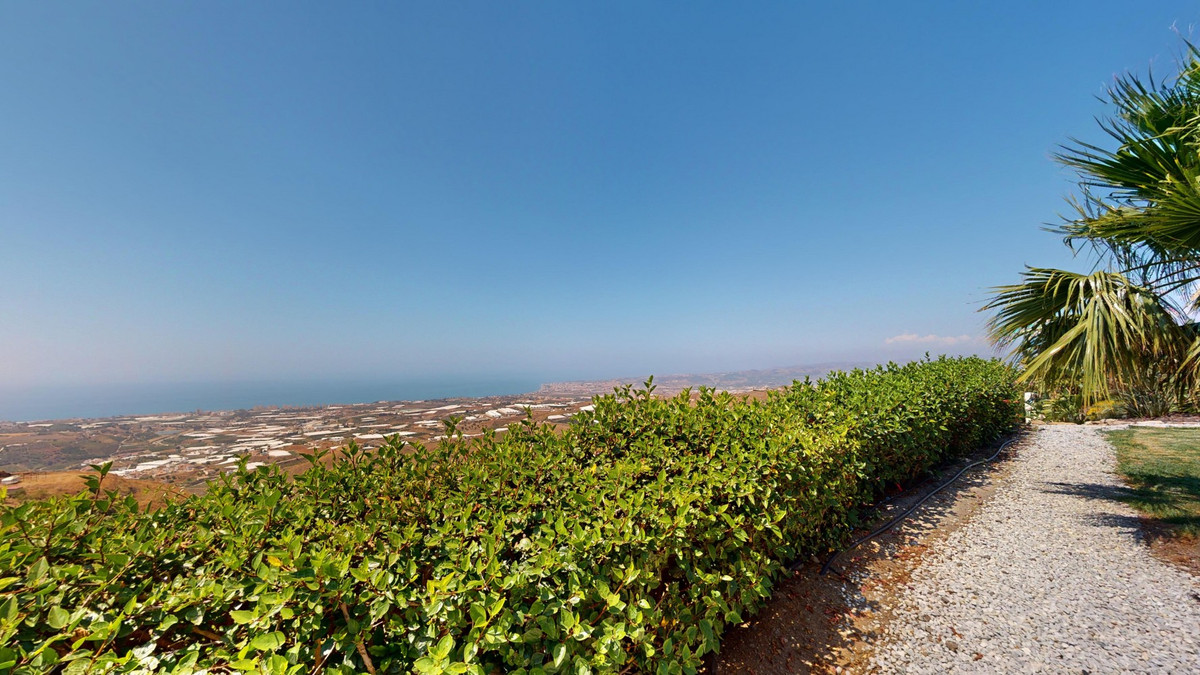 Huis te koop in Algarrobo | 3 slaapkamers H5123266