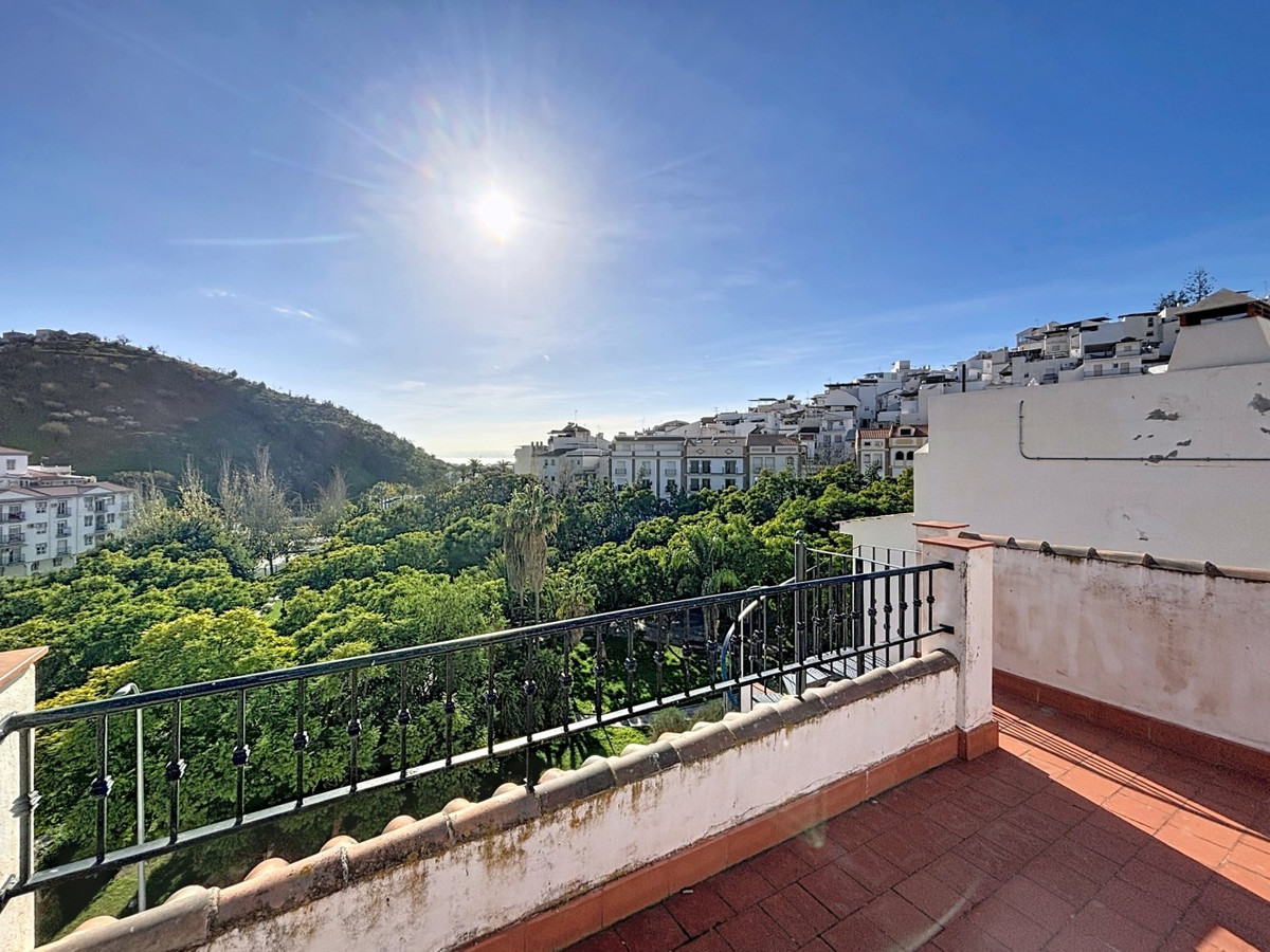 Huis te koop in Algarrobo | 8 slaapkamers H5259136