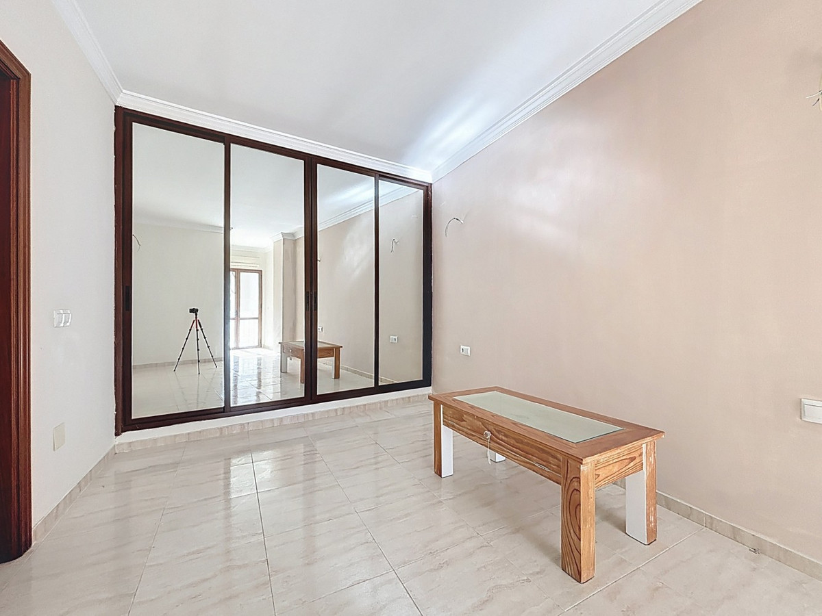 Huis te koop in Algarrobo | 8 slaapkamers H5259136