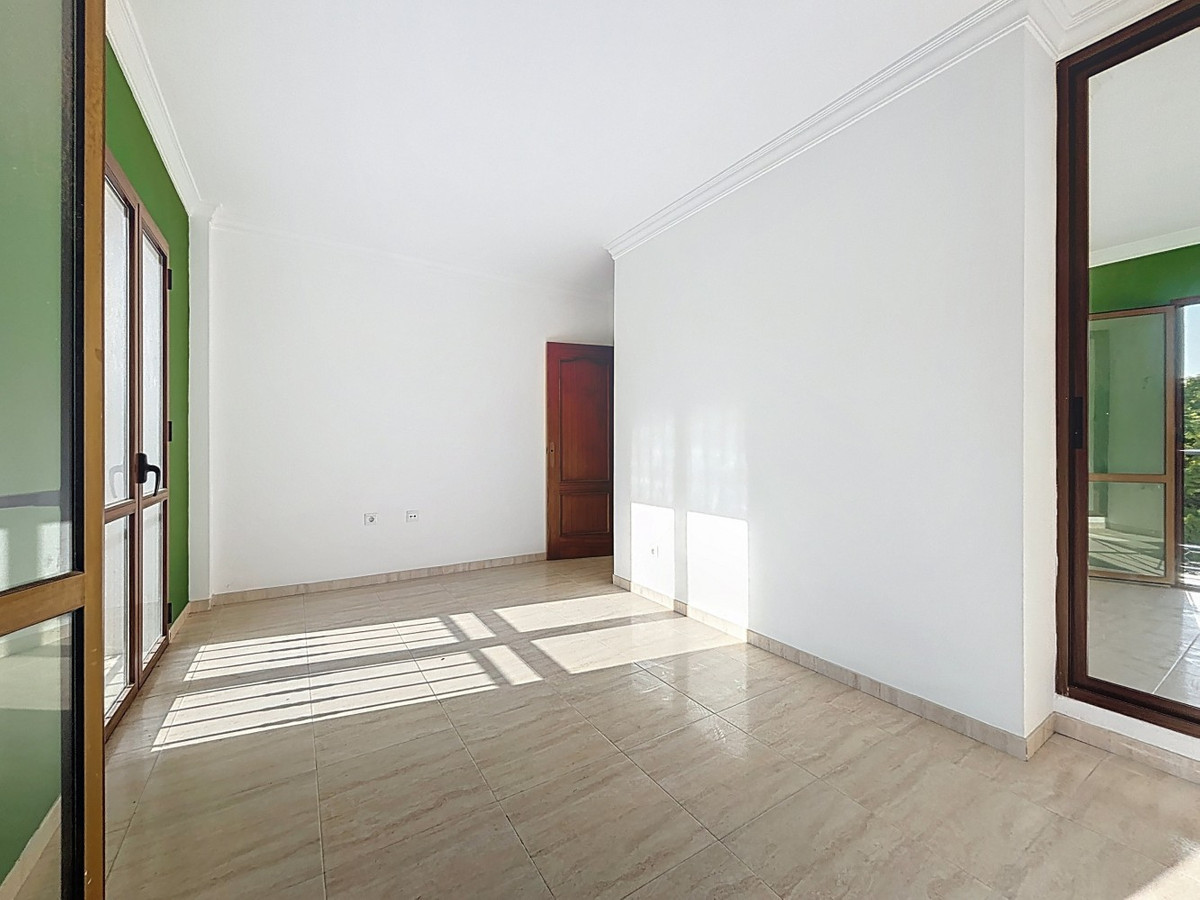 Huis te koop in Algarrobo | 8 slaapkamers H5259136