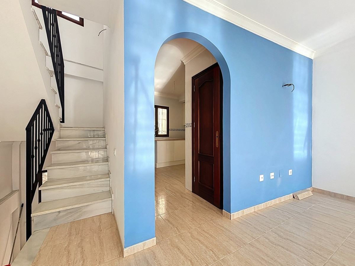 Huis te koop in Algarrobo | 8 slaapkamers H5259136