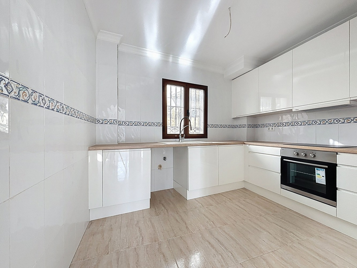 Huis te koop in Algarrobo | 8 slaapkamers H5259136