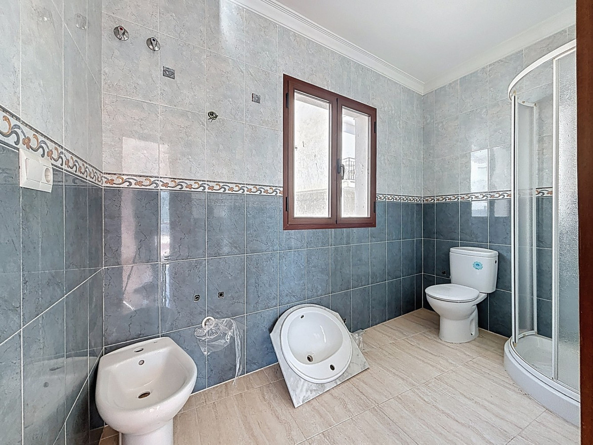 Huis te koop in Algarrobo | 8 slaapkamers H5259136