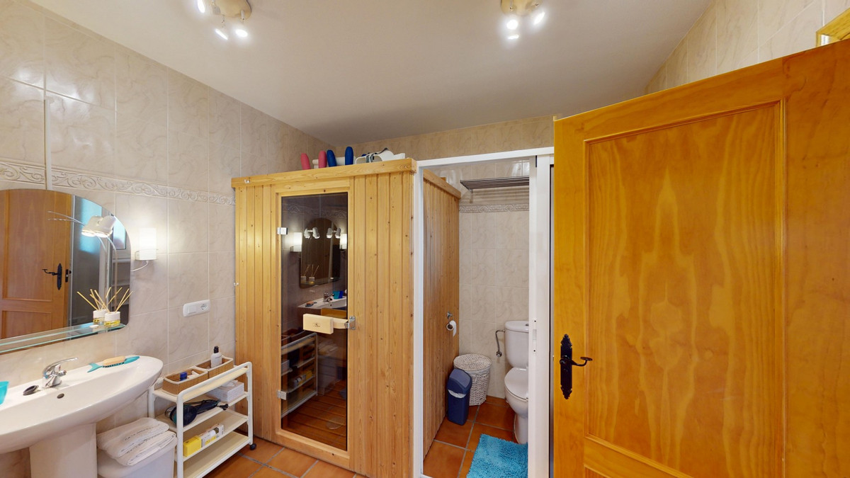 Property main view 40