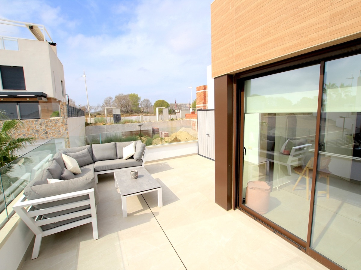 Huis te koop in Algorfa | 3 slaapkamers H5222941