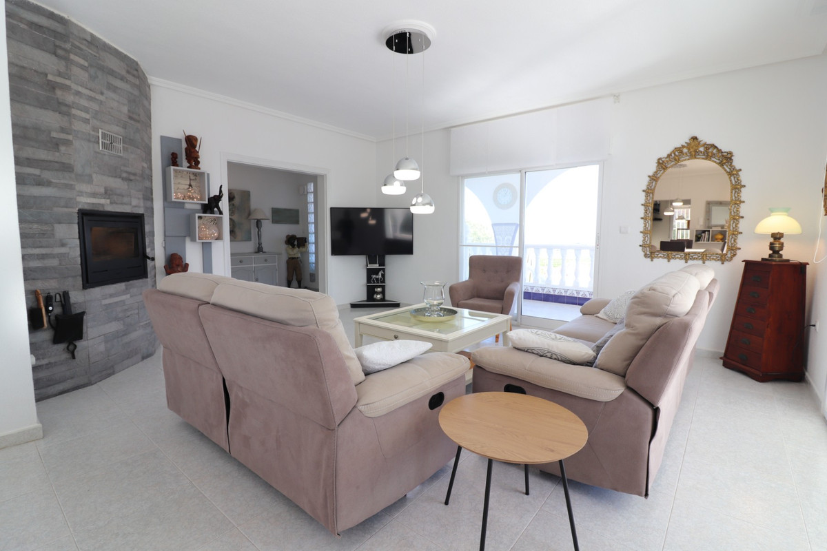 Huis te koop in Algorfa | 4 slaapkamers H5265142