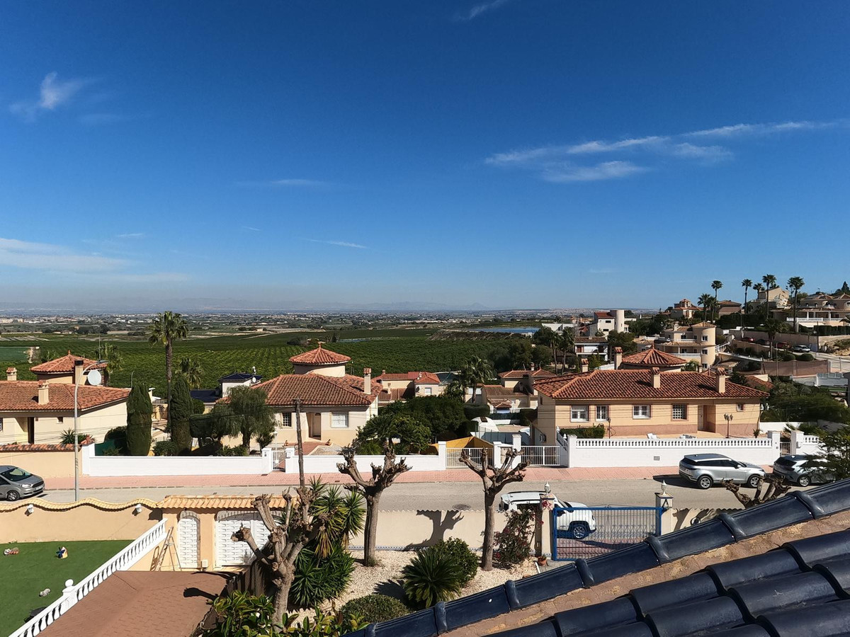 Huis te koop in Algorfa | 4 slaapkamers H5317744