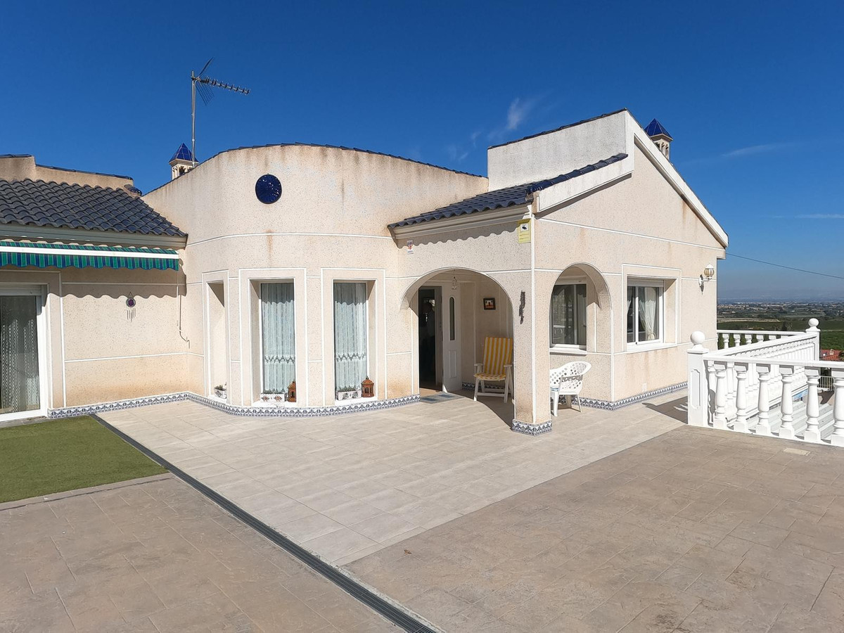 Huis te koop in Algorfa | 4 slaapkamers H5317744