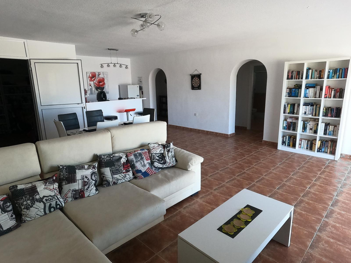 Huis te koop in Algorfa | 4 slaapkamers H5317744